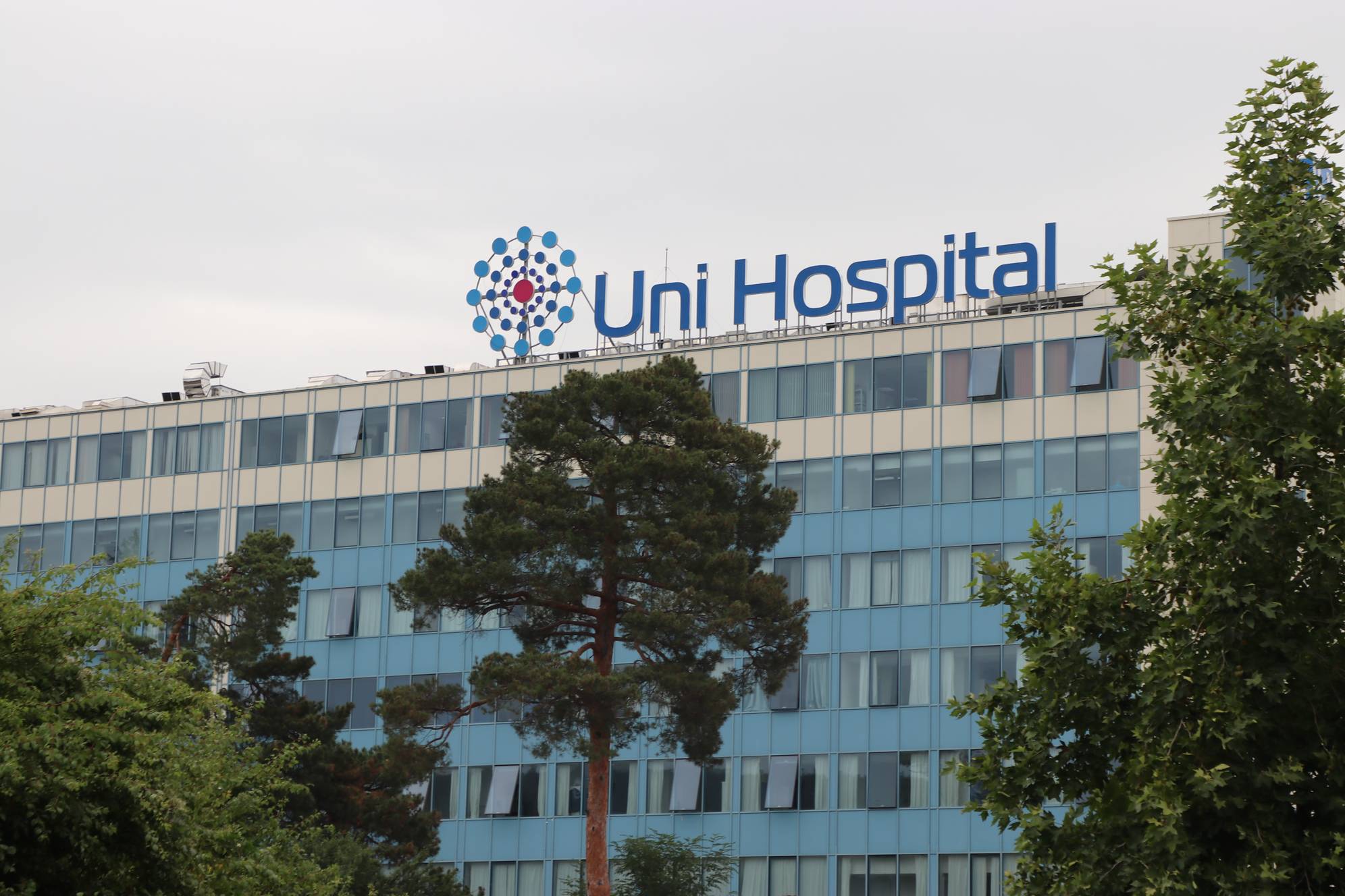  Уни Хоспитал (Uni Hospital)-Панагюрище 